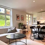 Central Apartment With Private Garden And 18Sqm Terrace Apartamento