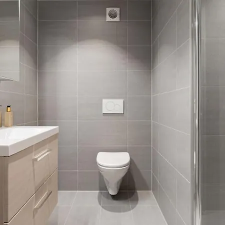 With Private Garden And 18sqm Terrace Apartmán Bergen
