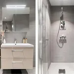 Central Apartment With Private Garden And 18Sqm Terrace Apartamento