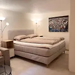 Central Apartment With Private Garden And 18Sqm Terrace * Bergen
