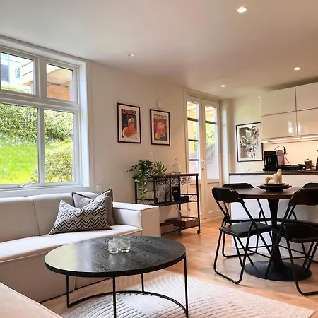 With Private Garden And 18sqm Terrace Apartamento
