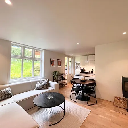 Central Apartment With Private Garden And 18Sqm Terrace Apartamento *